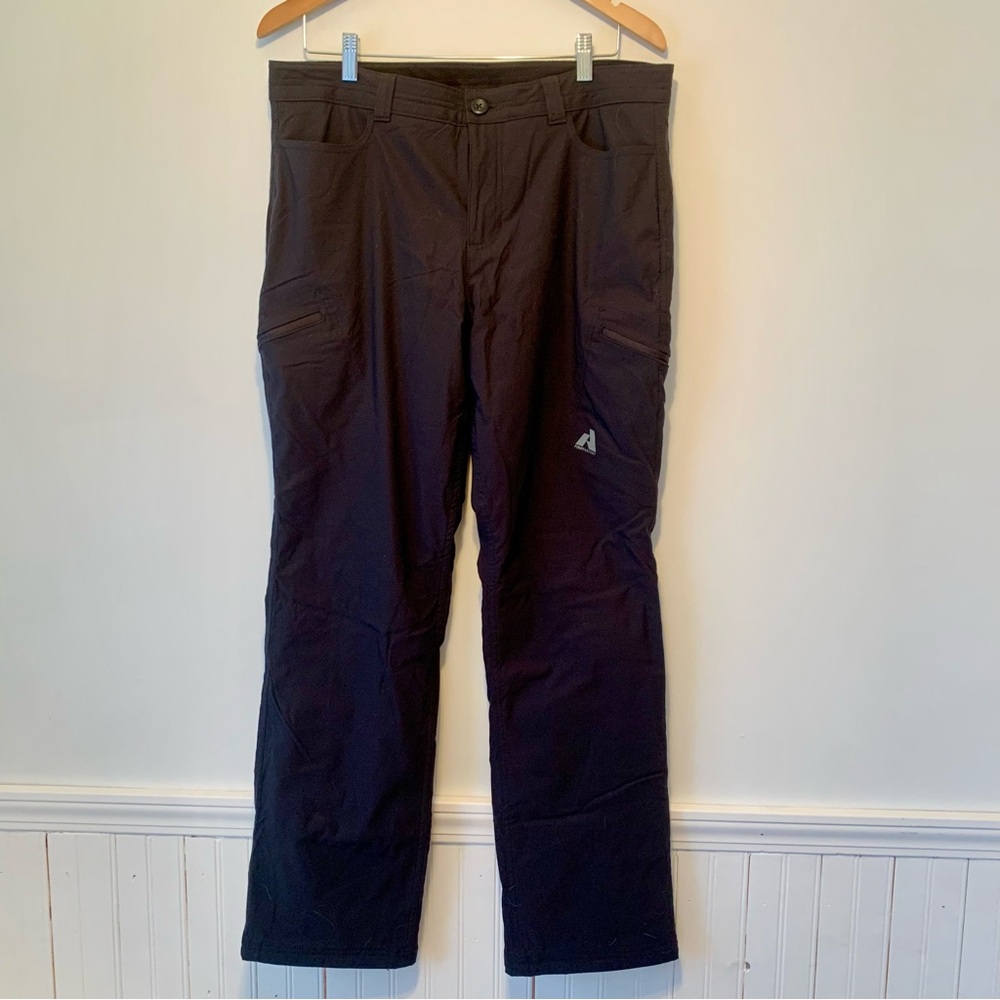 Eddie Bauer First Ascent Guide Pro fleece lined women’s pants black size 14